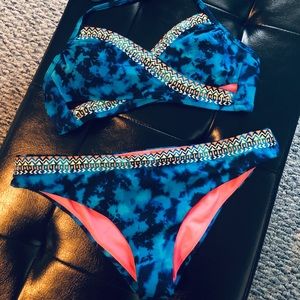 Pink Victoria’s Secret Sz Xs Blue Tye Dye Bikini